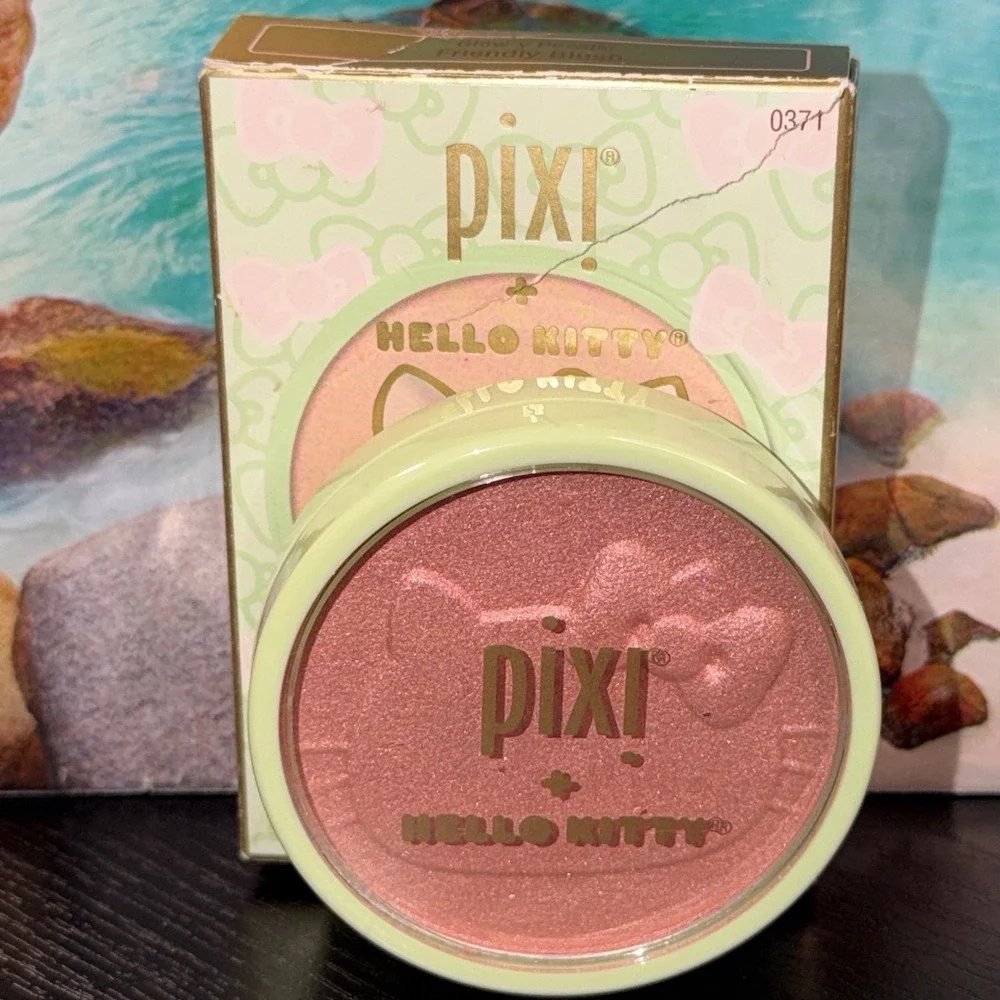 Pixi X Hello Kitty Hello Glow-y Powder Friendly Blush Radiance Powder New